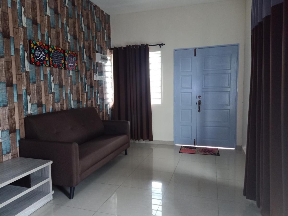 Teratak Delisha -Musslim Vila Kampong Jemampar Exterior foto